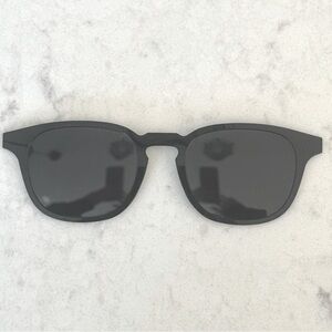 Pair Eyewear magnetic top frame